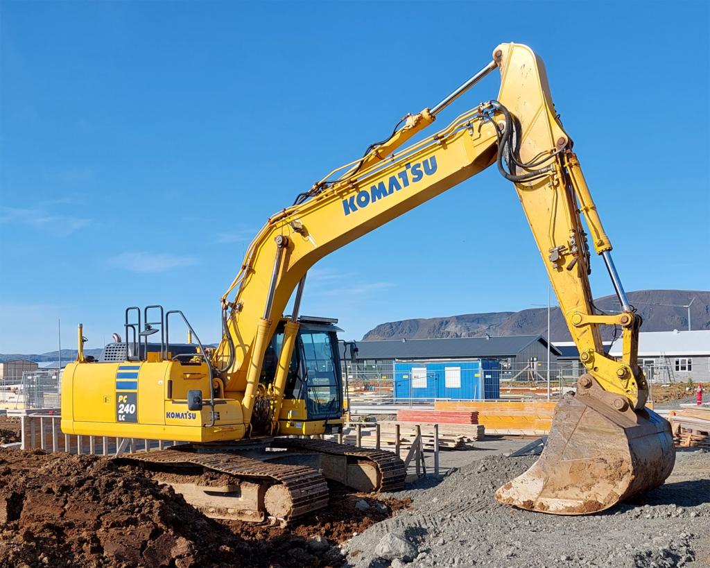Komatsu PC240